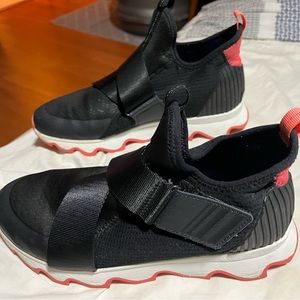 Sorel kinetic sneaker